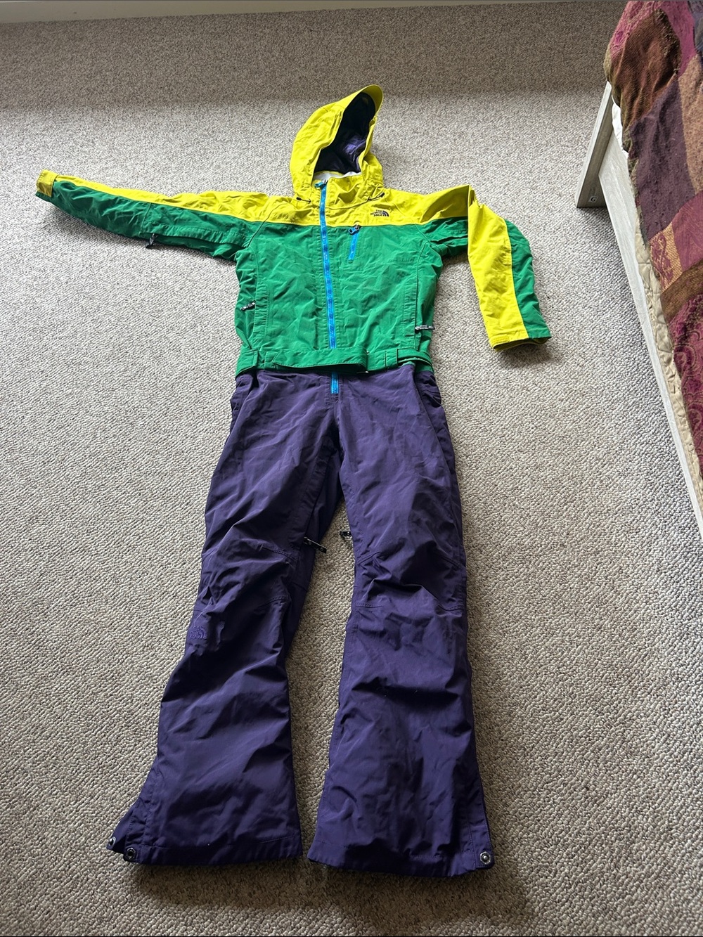 The North Face Cryptic Waterproof colorblock one pc ski board suit sz M